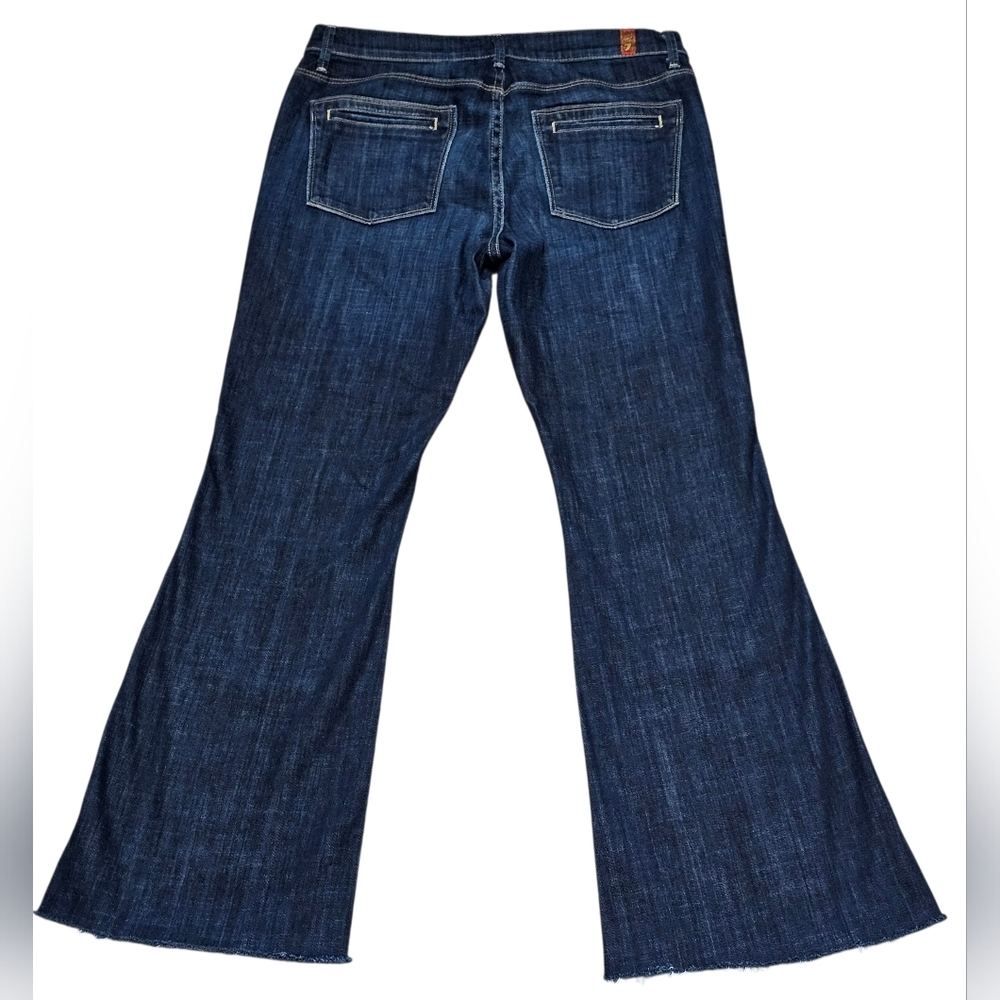 7 For All Mankind Women's Cropped/Capri With Flare Jeans. Size 28 - Picture 3 of 7